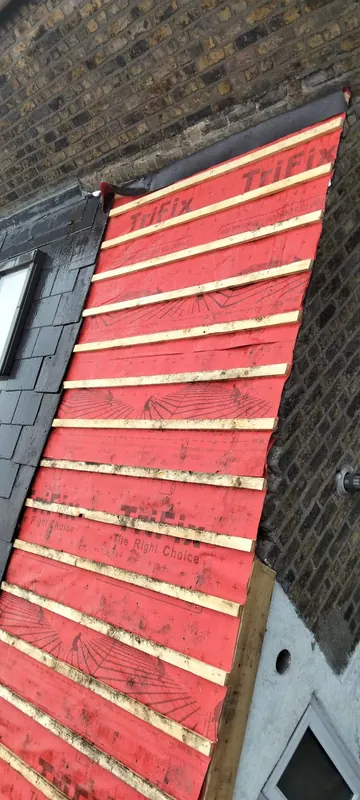 Felt and battens on a gable, Delta Roofing