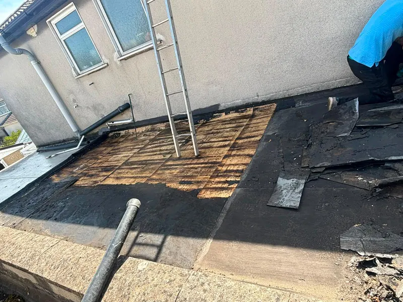 Old flat roof, before, Delta Roofing